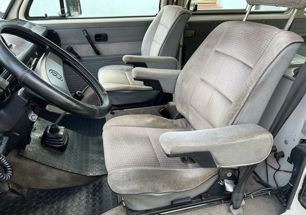 Volkswagen Caravelle cena 89900 przebieg: 380000, rok produkcji 1996 z Wrocław małe 301
